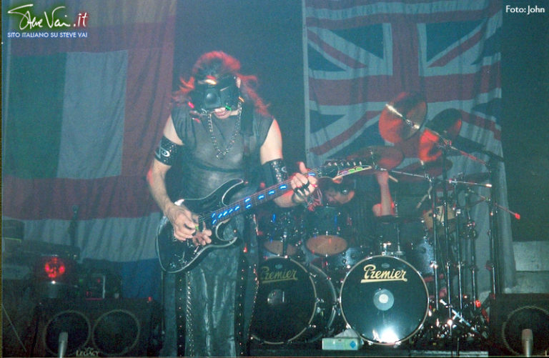 Steve Vai Londra Alive in an ultra World tour