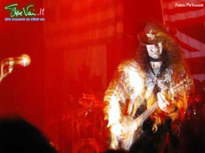 Steve Vai Marsiglia Alive in an ultra World Tour