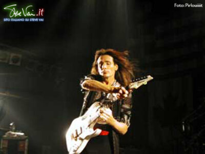 Steve Vai Marsiglia Alive in an ultra World Tour