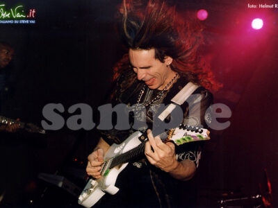 Steve Vai Vienna Alive in an ultra World Tour