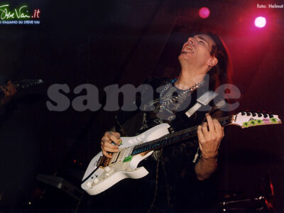 Steve Vai Vienna Alive in an ultra World Tour