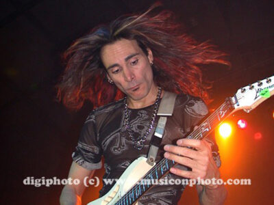 Steve Vai Vienna Alive in an ultra World Tour