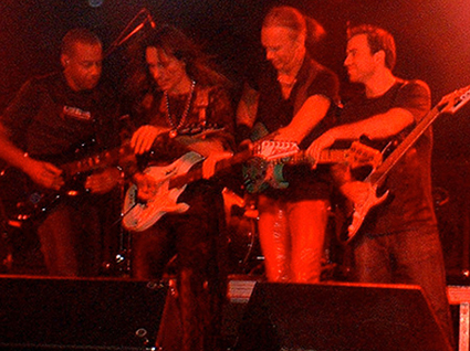 stevevai.it - steve vai valencia real illusions reflections