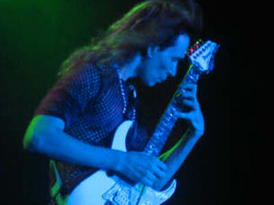 stevevai.it - vancouver real illusions reflections tour